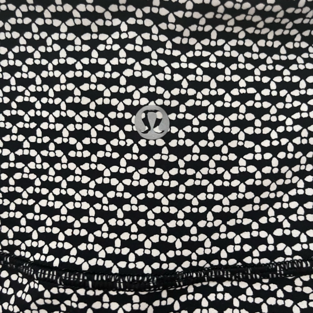 Lululemon In Movement Tight - Picture 2 of 3